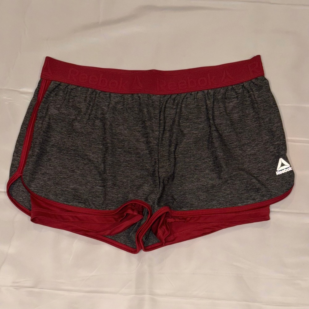 Reebok Running Shorts Womens Medium Gray Hot Pink 2-in-1 Athletic Dolphin Shorts